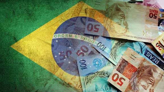 Aumento do mínimo e isenção do IR colocam R$ 109 bilhões na economia
