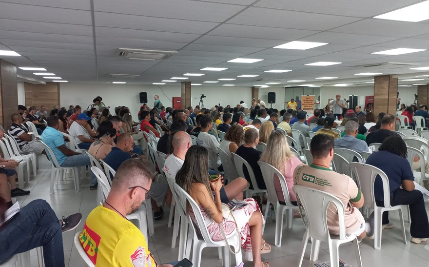 Curso internacional da CTB inicia com debate sobre momento político