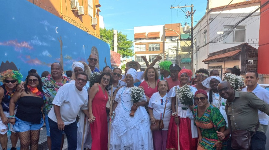 Sindicatos classistas fazem lavagem de rua em Salvador
