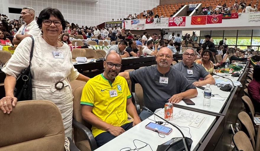 Dirigentes da FETRACOM e do SINTRACOM e a rica experiência em Cuba