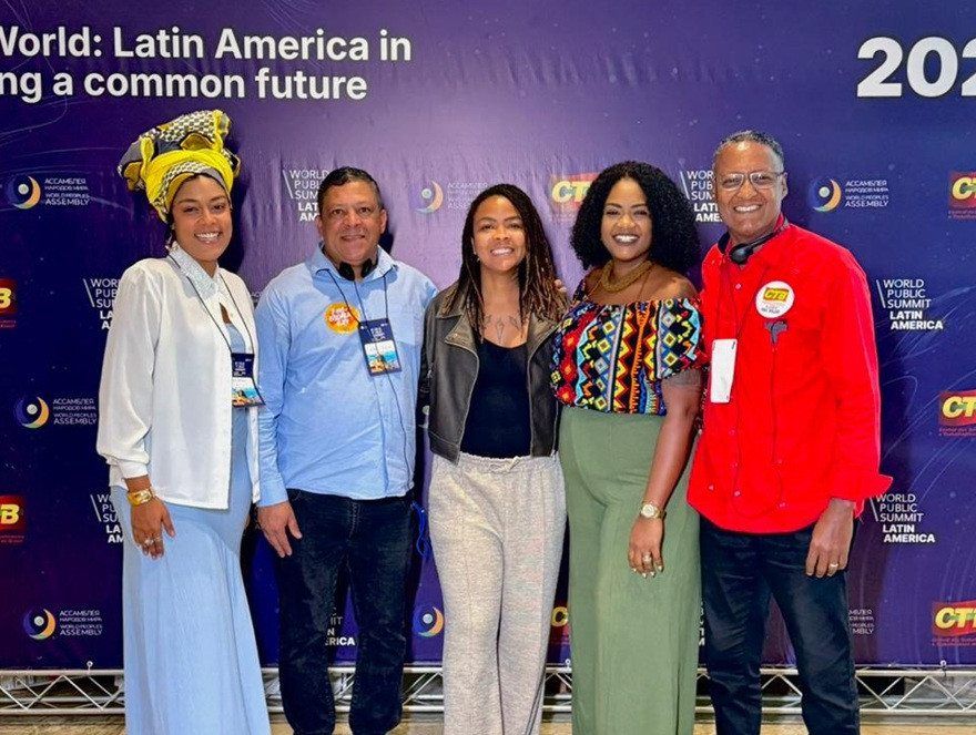 Lideranças do mundo debatem questão racial na Assembleia dos Povos