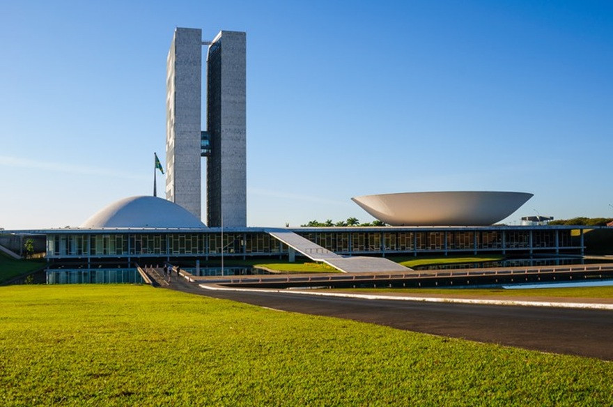 Senado faz audiência sobre a escala 6x1 nesta quarta (1º); TV Senado transmite