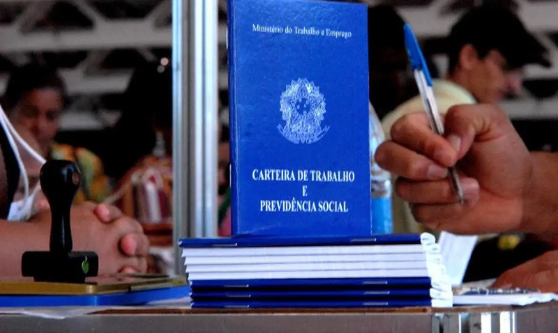 Com governo Lula, desemprego cai para 5,8% pela 1ª vez no Brasil