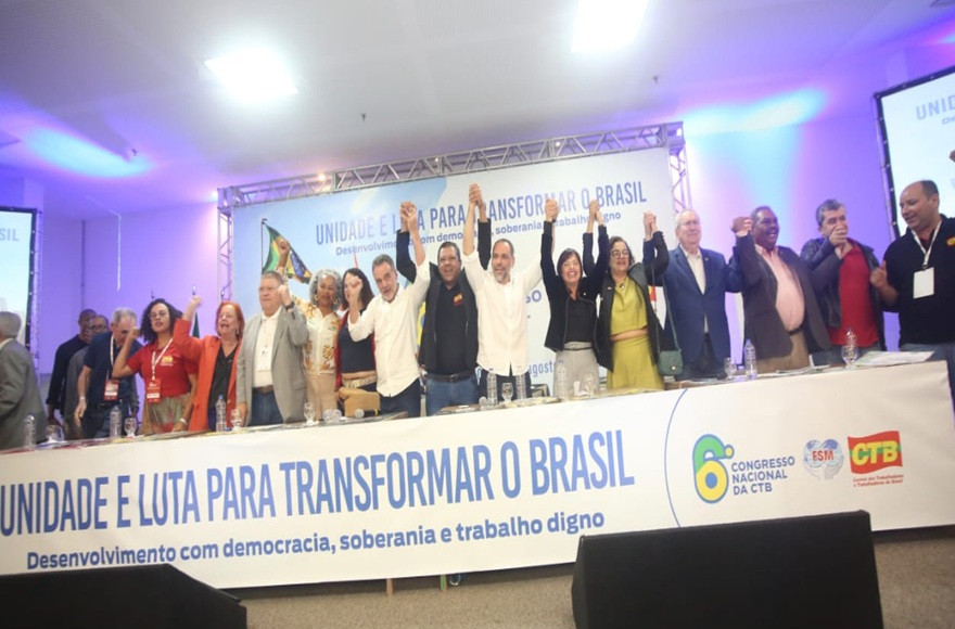Abertura do 6º Congresso da CTB tem hino em ritmo de axé e unidade firme contra EUA