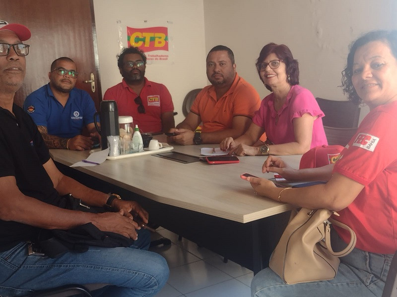 Centrais debatem participação sindical nas eleições