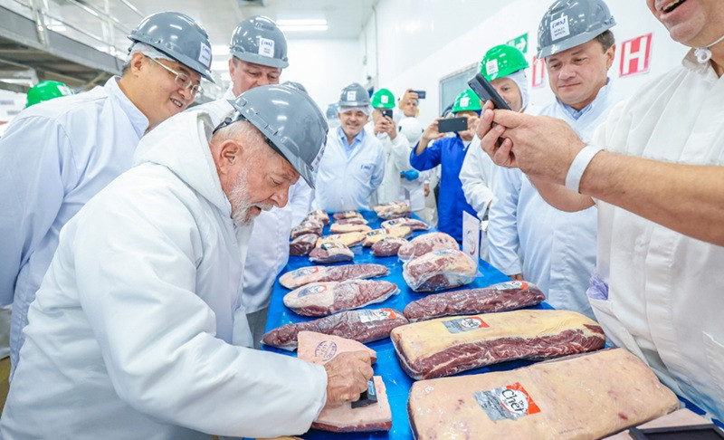 Governo Lula abre mais de 400 novos mercados para produtos brasileiros