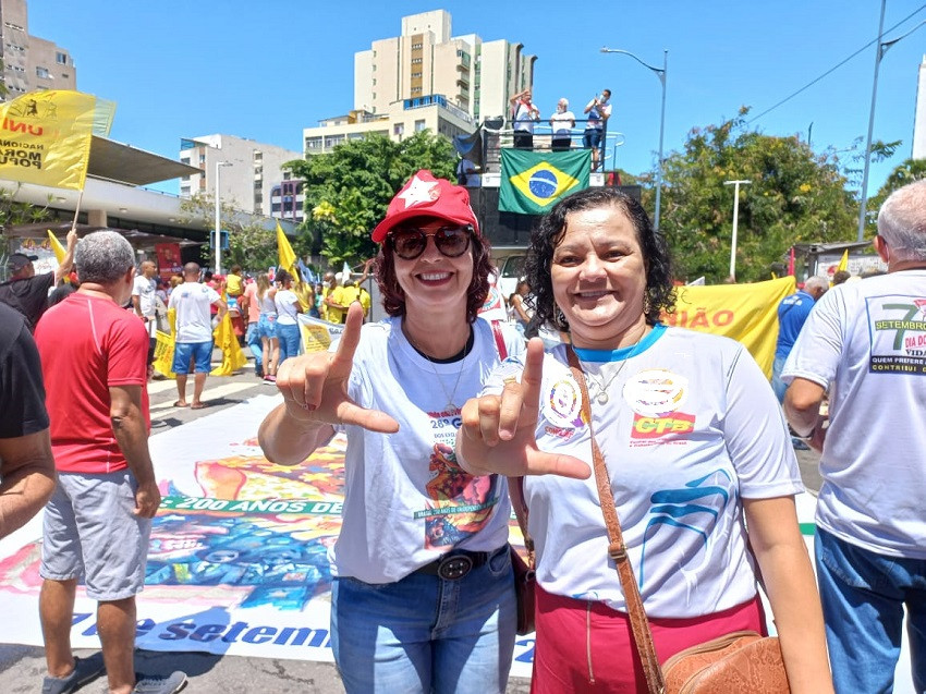 Rosa de Souza destaca força do movimento social no 7 de Setembro