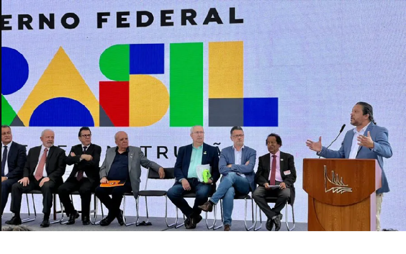 Lula reafirma compromissos com as centrais sindicais