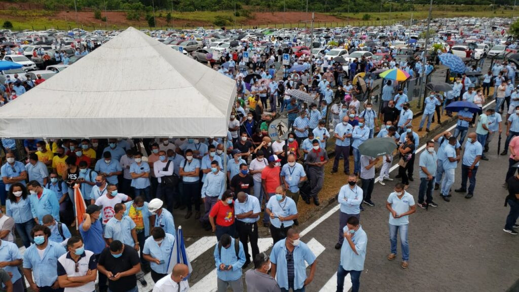 Justiça proíbe Ford de demitir em massa até o final das negociações com Sindicato dos Metalúrgicos de Camaçari