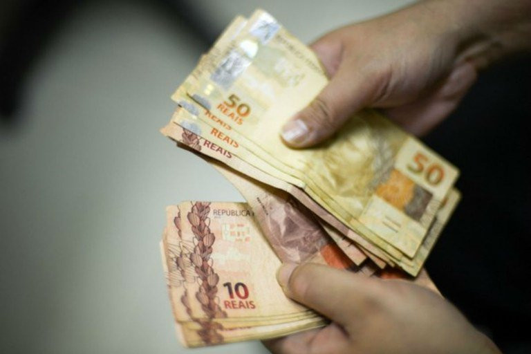 Por que o lucro dos bancos sempre cresce?