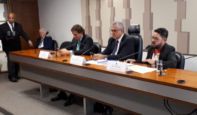 Resistência no Congresso Nacional contra MP 905/2019
