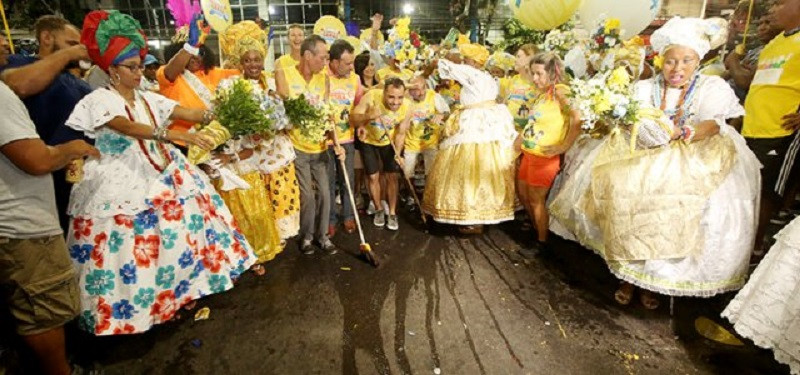 Carnaval é na Lavagem do Beco das Quebranças