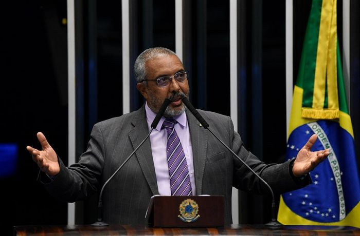 MP Verde e Amarela ataca trabalhadores e tenta esvaziar sindicatos, diz Paim