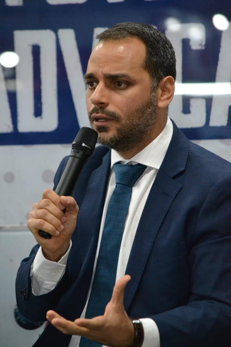 Presidente da Comissão do Trabalho da Câmara, Augusto Vasconcelos, participa de lançamento da frente parlamentar