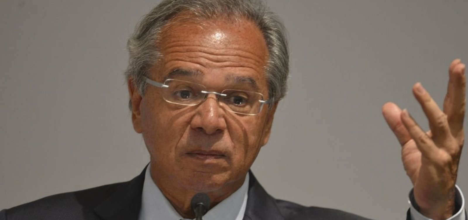 'Como cidadão, quero ficar em casa e fazer o isolamento', diz Guedes