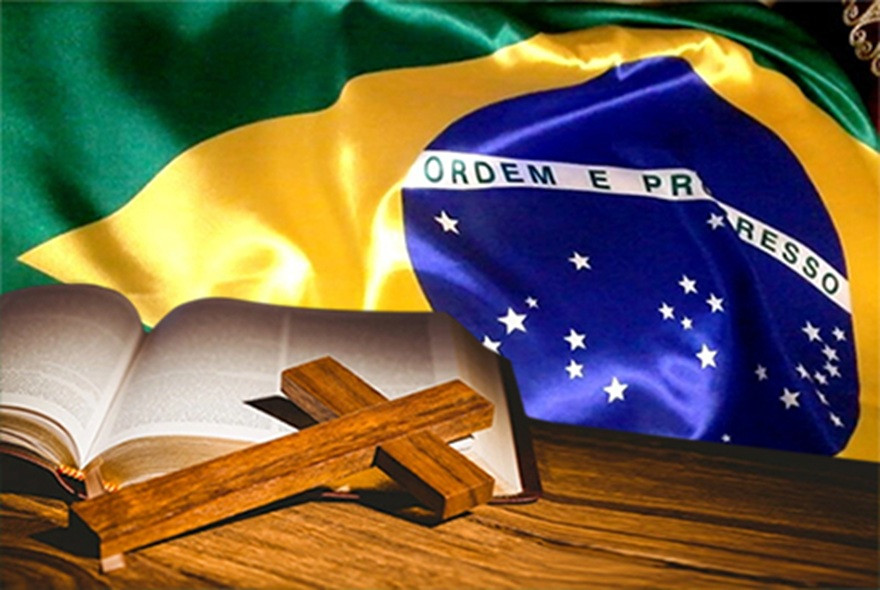 Fé e política em debate com lideranças populares