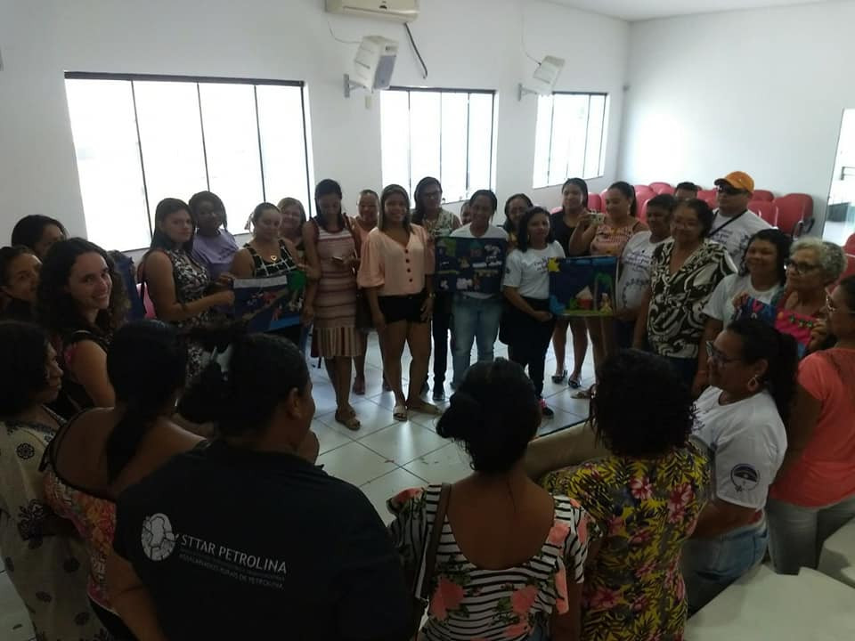Assalariadas rurais participam de oficinas de arpilleras em Petrolina-PE