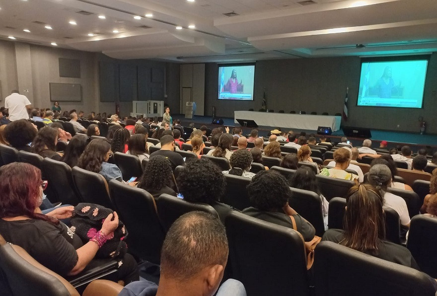 Na Alba, servidores buscam mudança no projeto de reajuste do governo