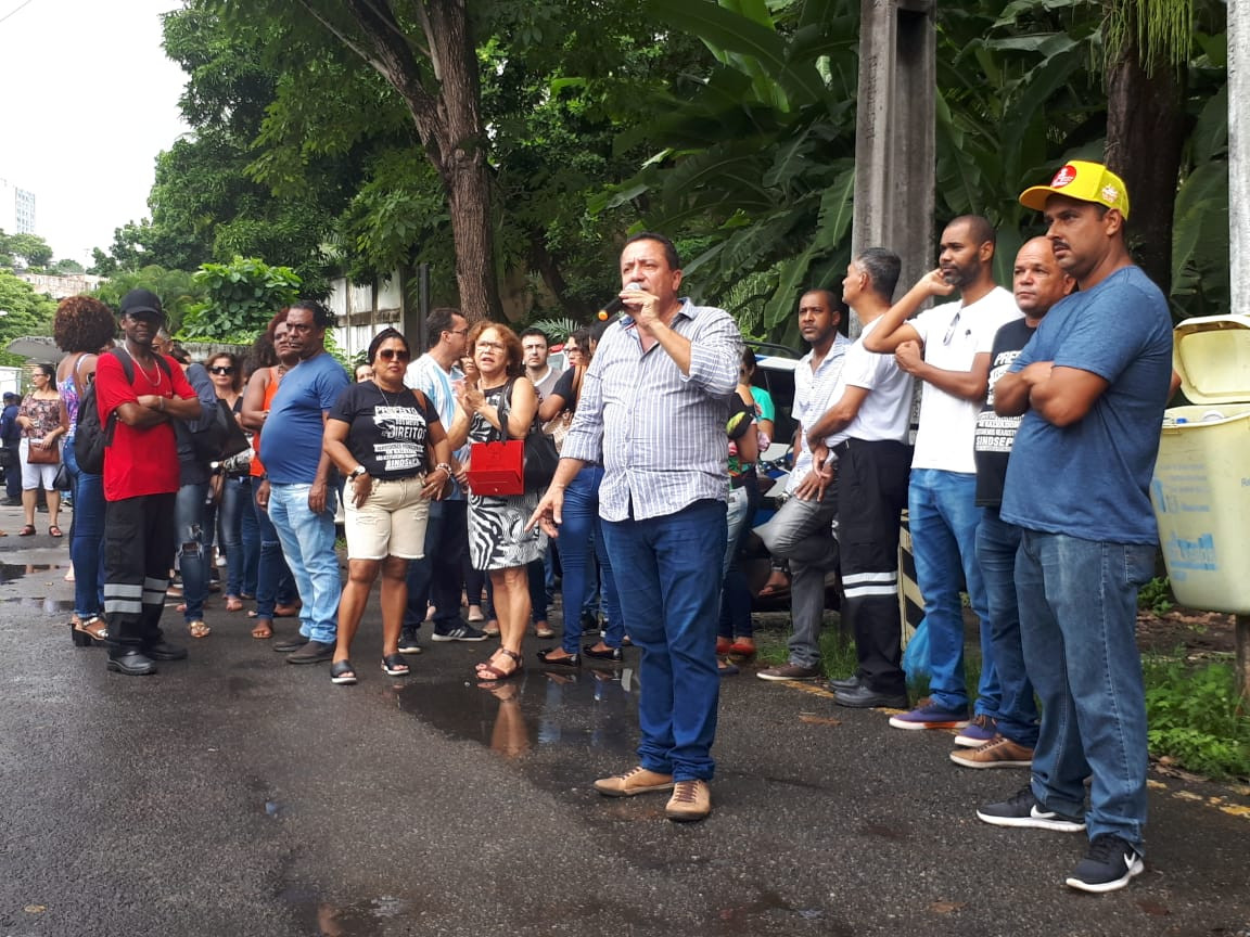 Servidores municipais realizarão nova assembleia e esperam reunião agendada por secretário