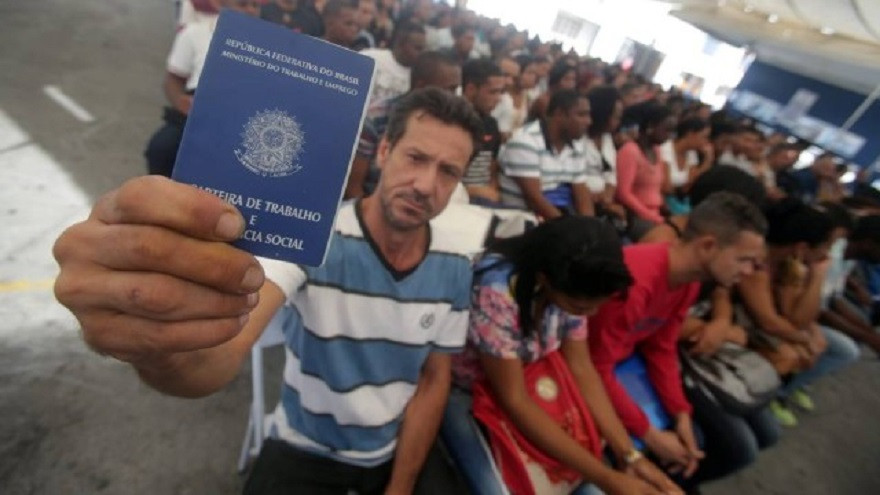 Desemprego atual tem classe, idade e escolaridade