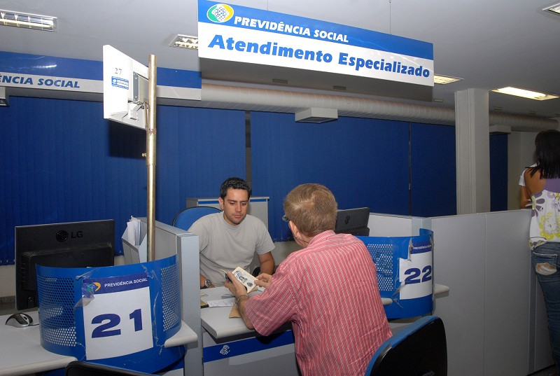 Supersalário de servidores públicos é mito, revela estudo