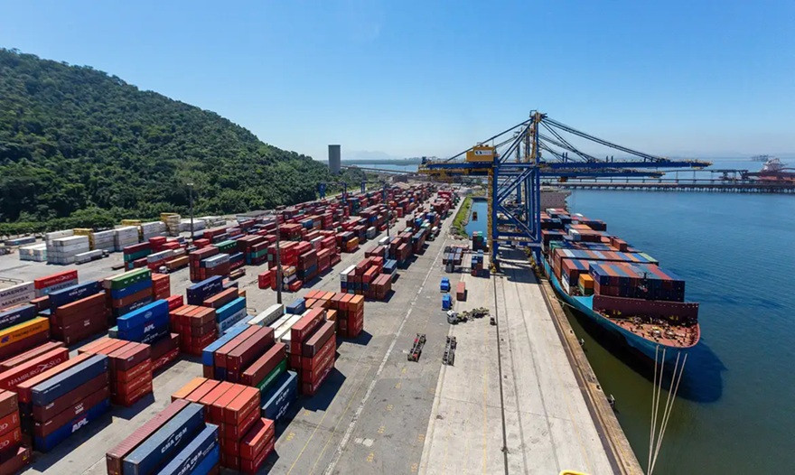 Mesmo com tarifaço do EUA, previsão é que PIB brasileiro cresça 2,3%  