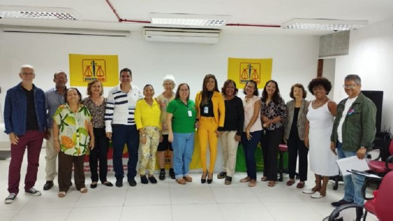 Sinpojud entrega alvarás de 18% a dois grupos de servidores