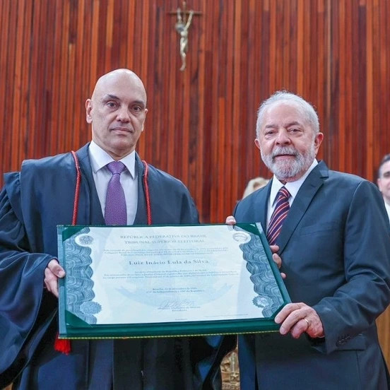 Diplomado, Brasil reafirma compromisso com Brasil desenvolvido e mais justo